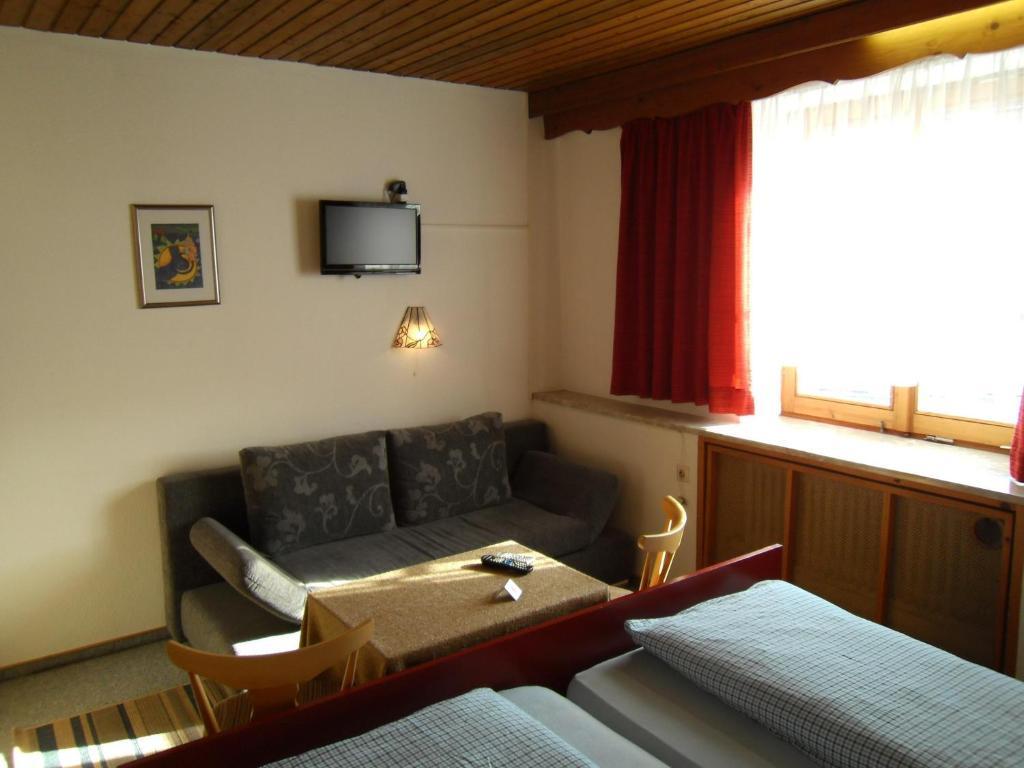 Hotel Gasthof Zum Neubau Kißlegg Δωμάτιο φωτογραφία