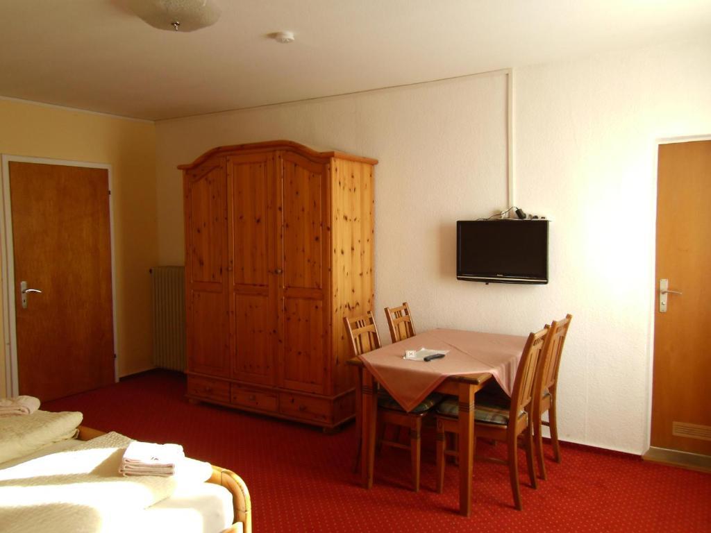 Hotel Gasthof Zum Neubau Kißlegg Δωμάτιο φωτογραφία